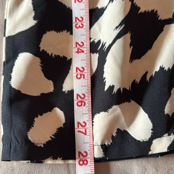 JORESS. Black/Tan Romper. Sleeveless. Elastic Waist. Size Small. - Picture 6 of 6